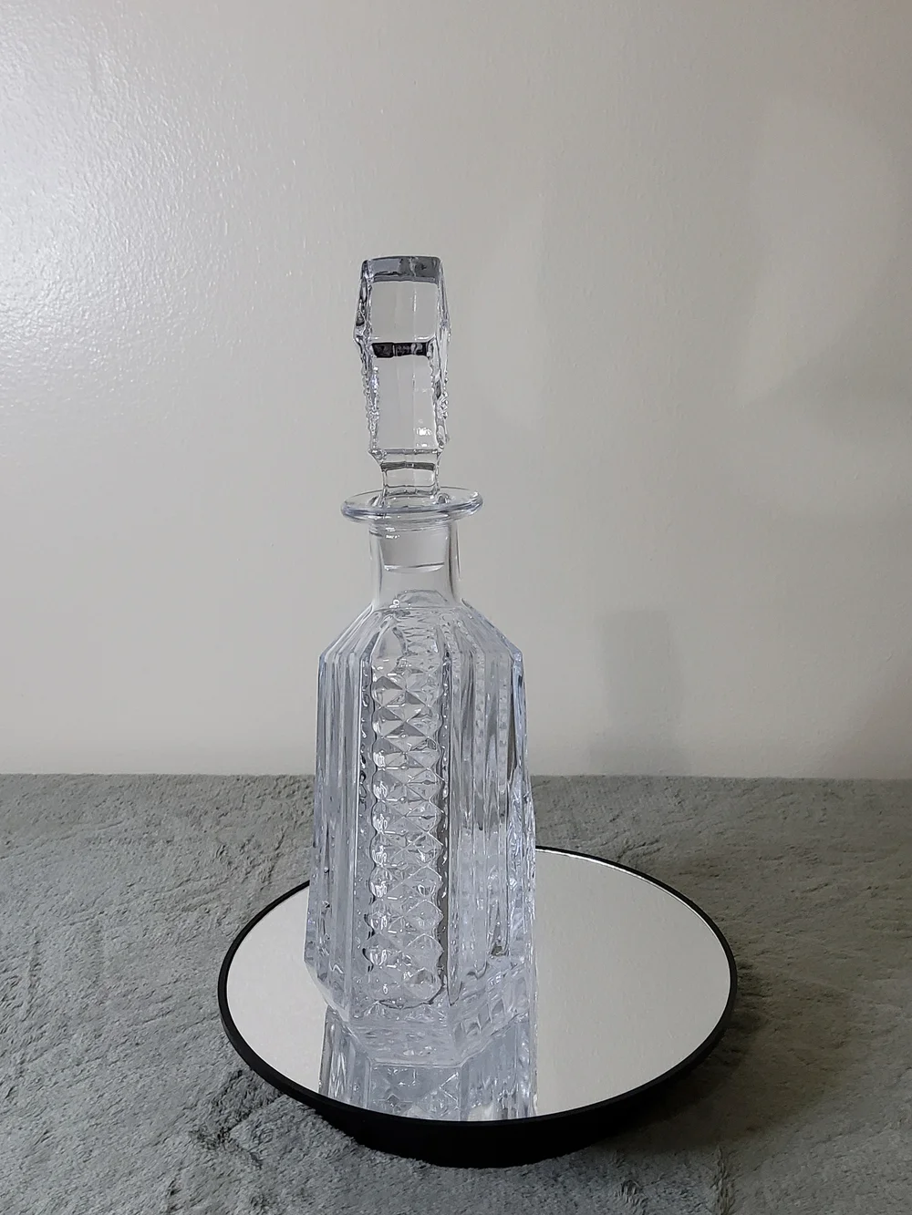 Godinger Dublin Crystal Triangle Whisky Decanter